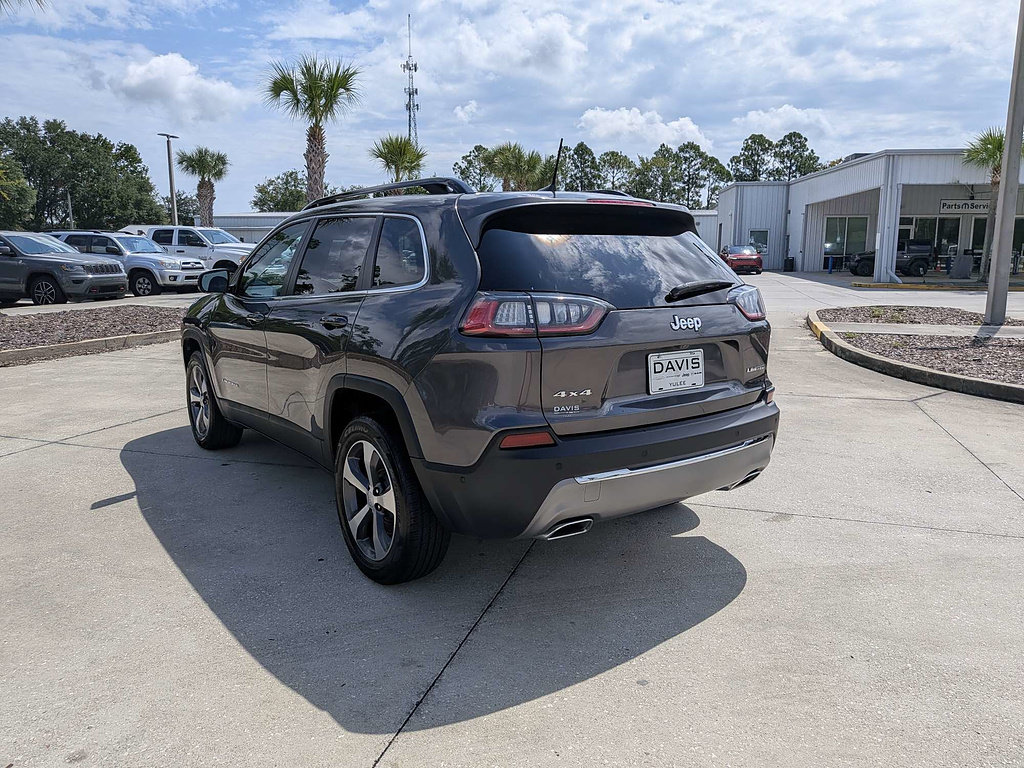Certified 2022 Jeep Cherokee Limited AWD/4WD image 5