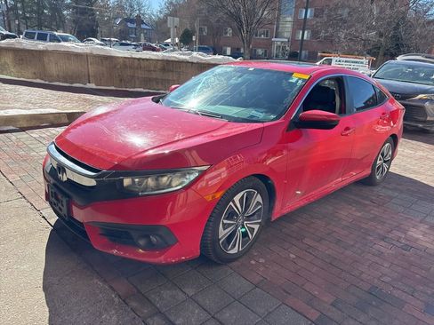 Used 2016 Honda Civic EX-T image 7