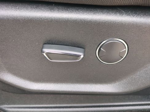 Used 2018 Ford F150 XLT w/ Equipment Group 301A Mid image 17