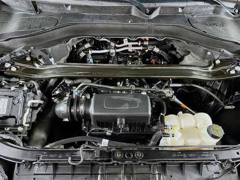 Used 2024 Ford Explorer Limited image 36