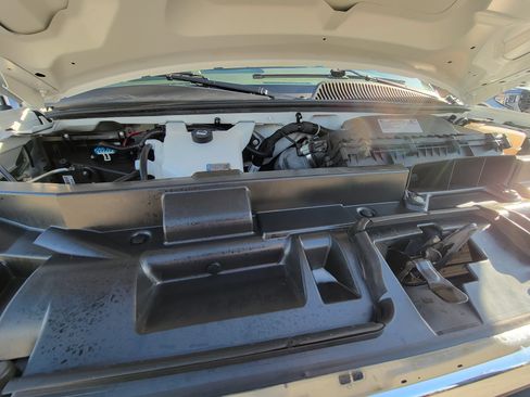 Used 2024 GMC Savana 2500 CARGO w/ Driver Convenience Package image 22