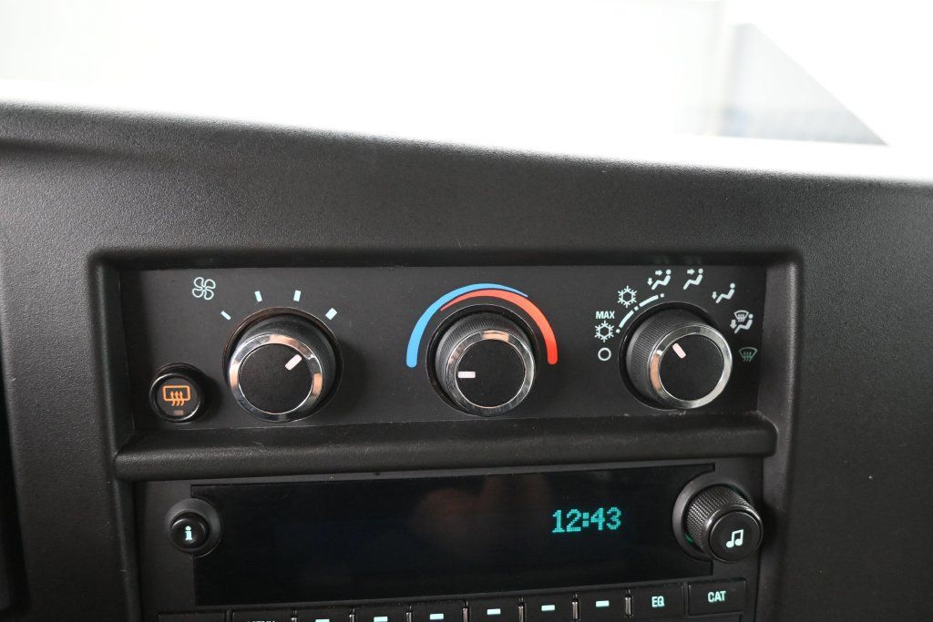 Used 2023 Chevrolet Express 3500 LS RWD image 15
