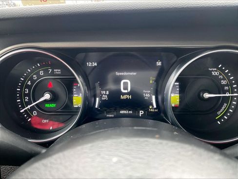 Used 2023 Jeep Wrangler Unlimited w/ Cold Weather Group image 24