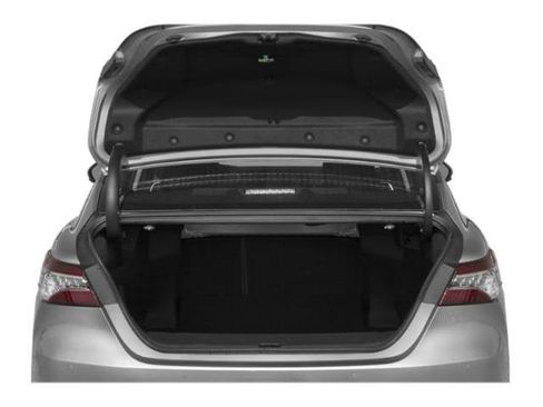 Used 2020 Toyota Camry XLE w/ Driver Assist Package image 15