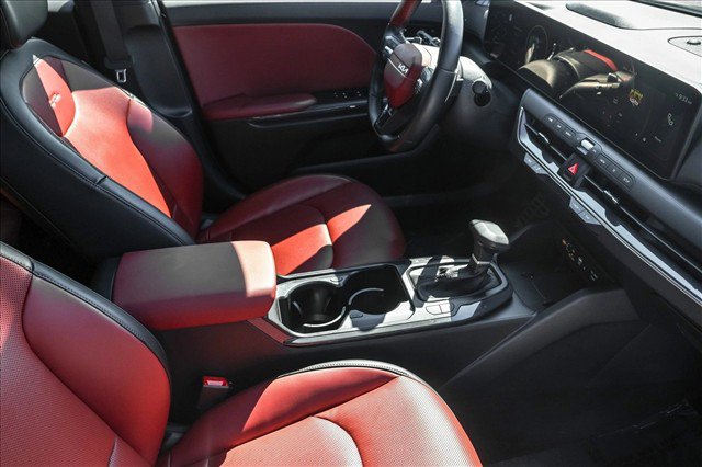 Used 2025 Kia K4 GT-Line Turbo FWD image 27