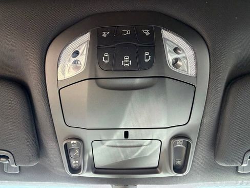 New 2026 Chrysler Pacifica Select image 28