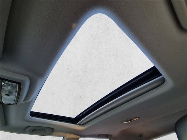 Used 2022 Toyota 4Runner SR5 Premium w/ Moonroof Package RWD image 12