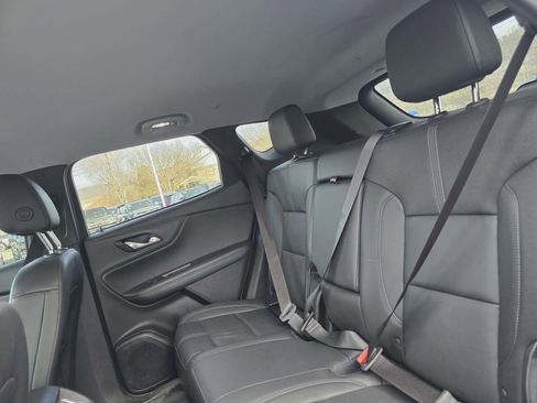 Used 2022 Chevrolet Blazer LT w/ Sound & Technology Package image 11