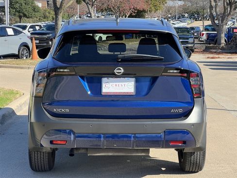 Certified 2025 Nissan Kicks SV w/ SV Premium Package image 5