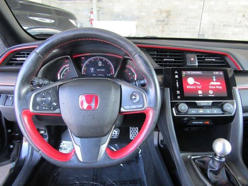 Used 2018 Honda Civic Type R image 15