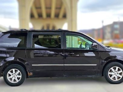 Used 2010 Dodge Grand Caravan SXT