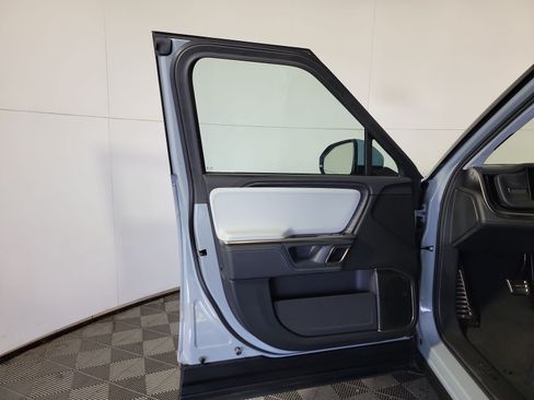 Used 2023 Rivian R1S Adventure AWD/4WD image 16