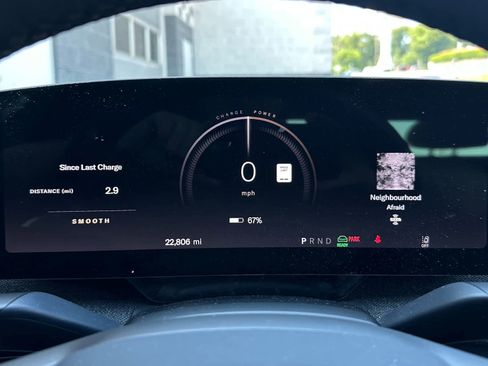 Used 2024 Lucid Air Touring AWD/4WD image 14