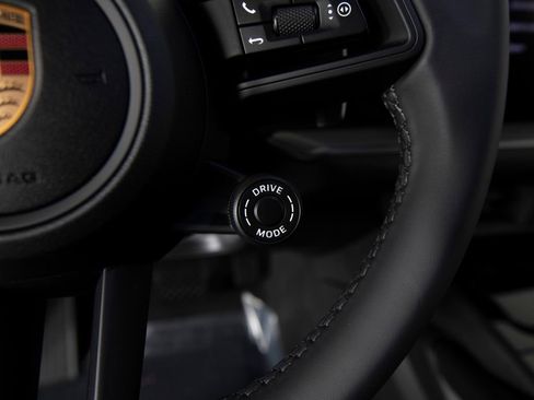 New 2026 Porsche Cayenne E-Hybrid image 24