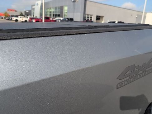 Used 2022 RAM 2500 Big Horn w/ Night Edition AWD/4WD image 6