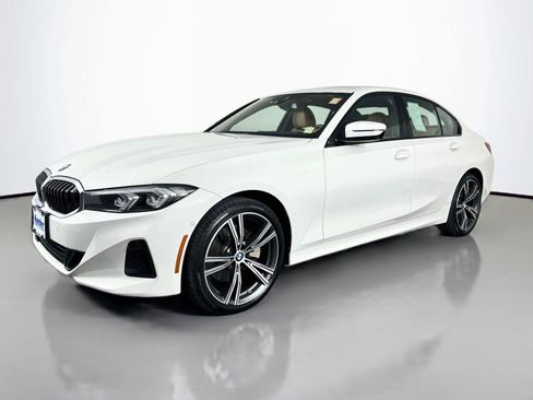Used 2023 BMW 330i xDrive Sedan w/ Premium Package AWD/4WD image 2
