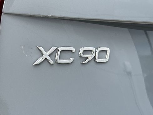 Used 2023 Volvo XC90 B6 Plus AWD/4WD image 15