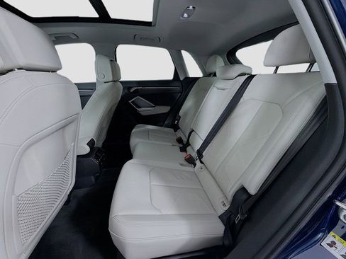 Certified 2025 Audi Q3 2.0T Premium Plus w/ Premium Plus Package image 25