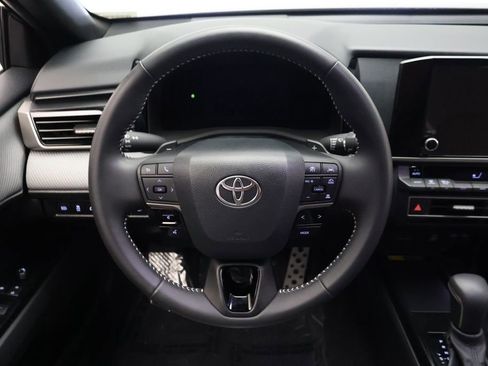 Certified 2025 Toyota Camry SE image 23