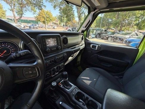 Used 2018 Jeep Wrangler Unlimited Sport S AWD/4WD image 23