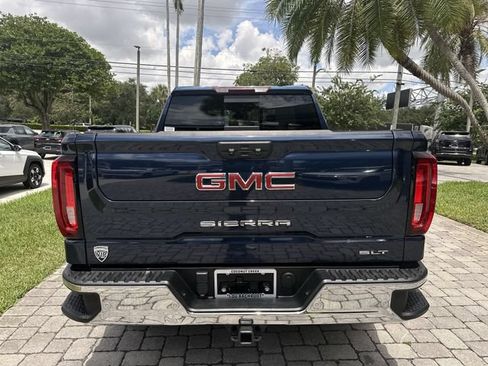 Used 2022 GMC Sierra 1500 SLT w/ SLT Premium Plus Package AWD/4WD image 35