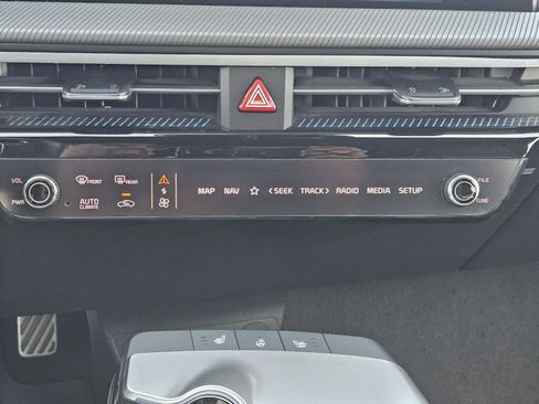 Certified 2023 Kia EV6 GT AWD/4WD image 16