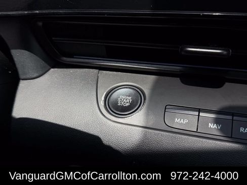 Used 2025 Hyundai Elantra SEL FWD image 23