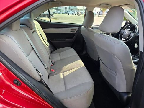 Used 2015 Toyota Corolla LE FWD image 12