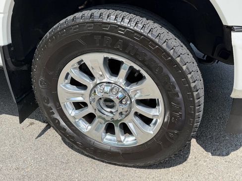 Used 2020 Ford F350 Limited AWD/4WD image 18