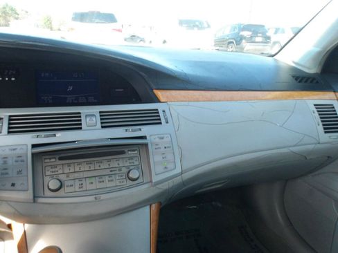 Used 2007 Toyota Avalon Touring image 25