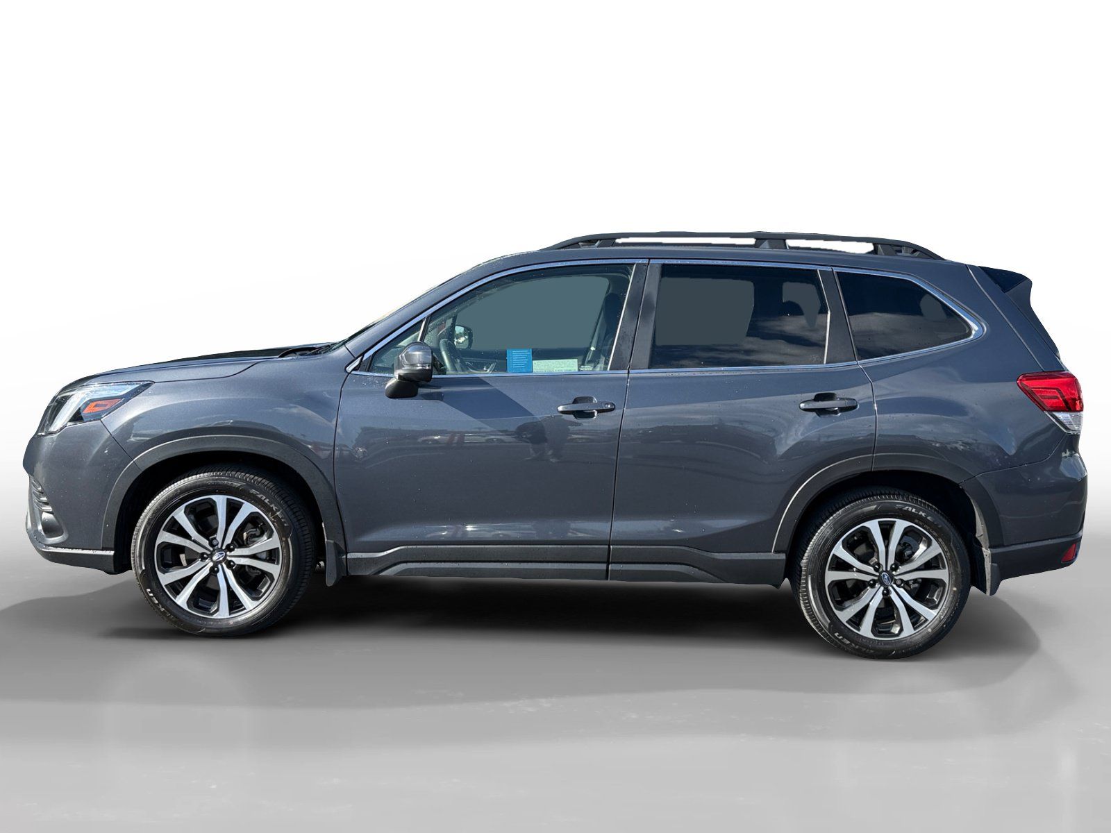 Used 2024 Subaru Forester Limited AWD/4WD image 2