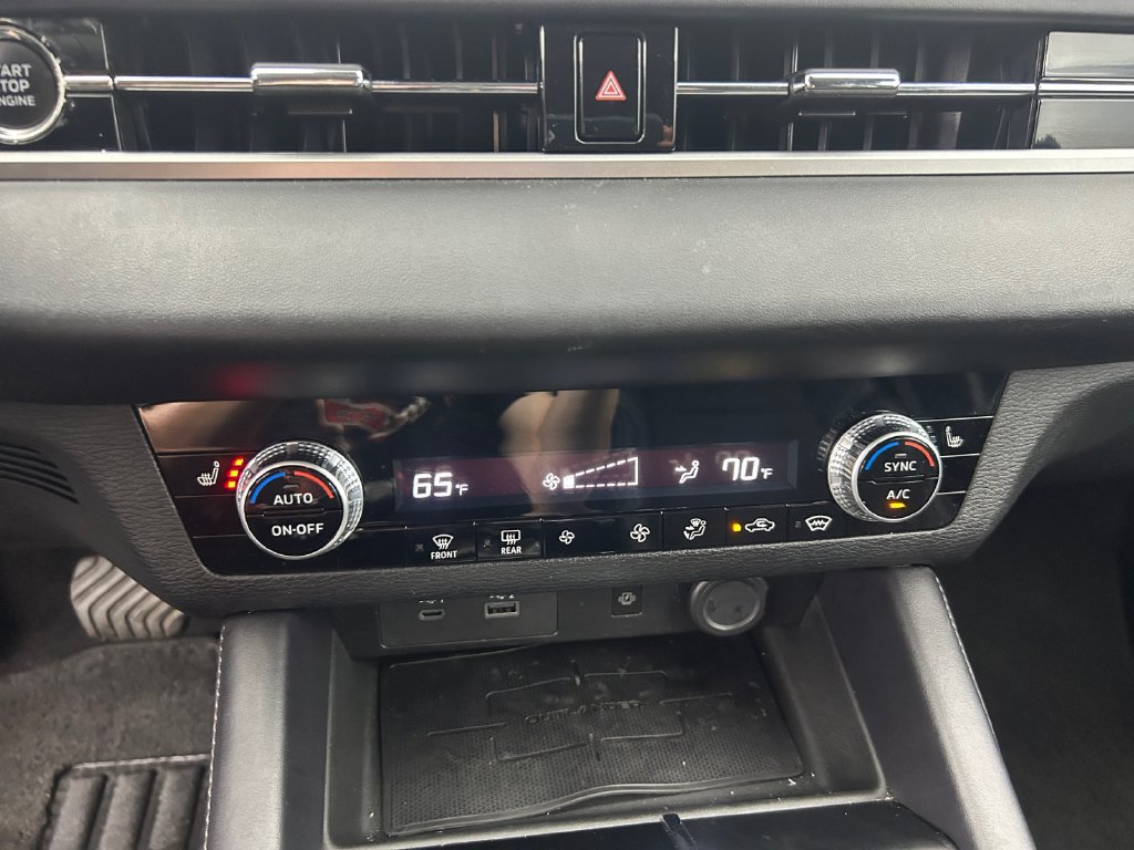 Used 2024 Mitsubishi Outlander SE AWD/4WD image 30