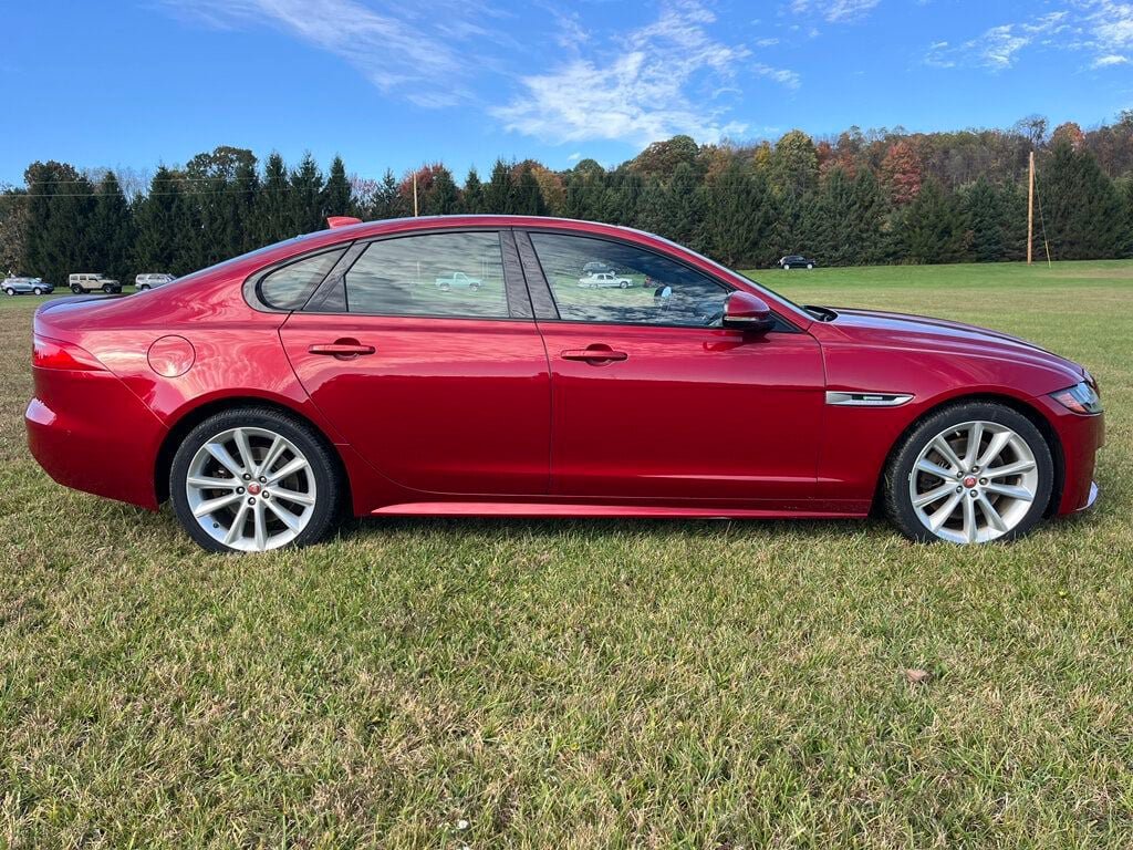 Used 2017 Jaguar XF R-Sport AWD/4WD image 2