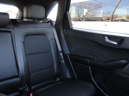 Used 2025 Ford Escape ST-Line w/ Tech Pack #1 image 15