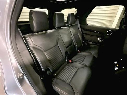 Certified 2025 Land Rover Discovery S AWD/4WD image 16