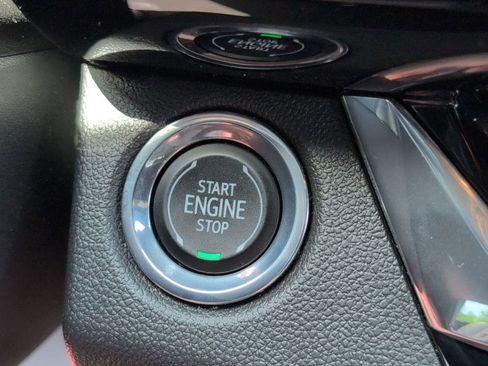 Used 2025 Buick Envista Sport Touring image 19