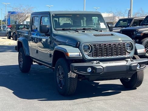 New 2026 Jeep Gladiator Sport AWD/4WD image 9