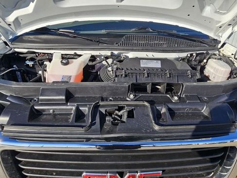 Used 2021 GMC Savana 2500 w/ Driver Convenience Package image 16