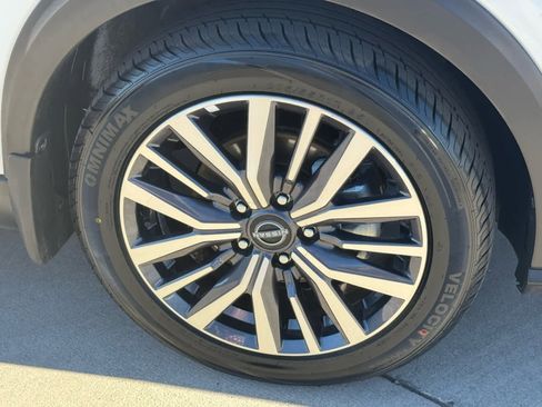 Certified 2024 Nissan Kicks SV image 10