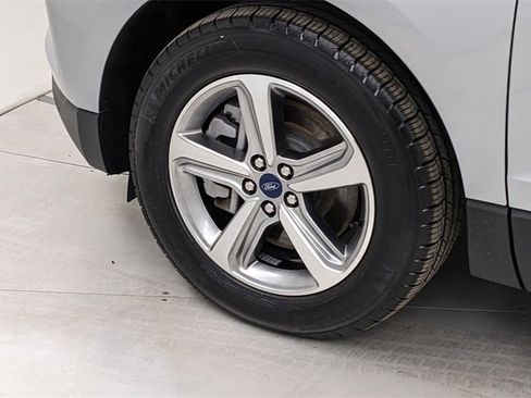 Certified 2022 Ford Edge SEL w/ Convenience Package image 5