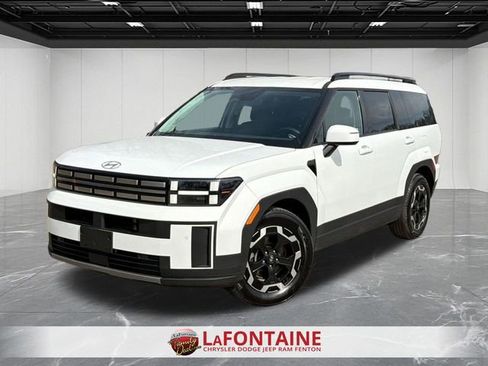 Used 2025 Hyundai Santa Fe SEL image 1