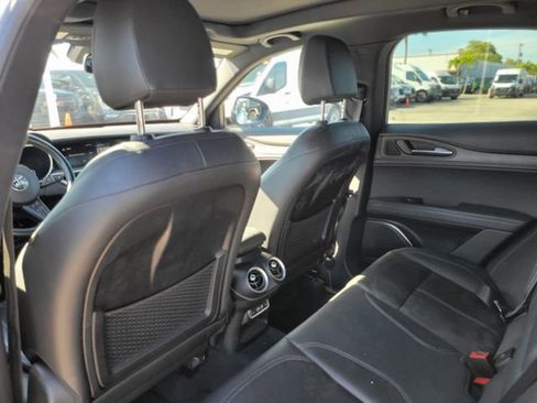 Used 2023 Alfa Romeo Stelvio Ti w/ Active Assist Plus Package image 10