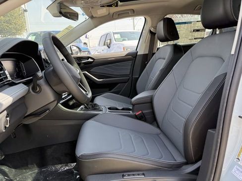 New 2026 Volkswagen Jetta SEL image 21
