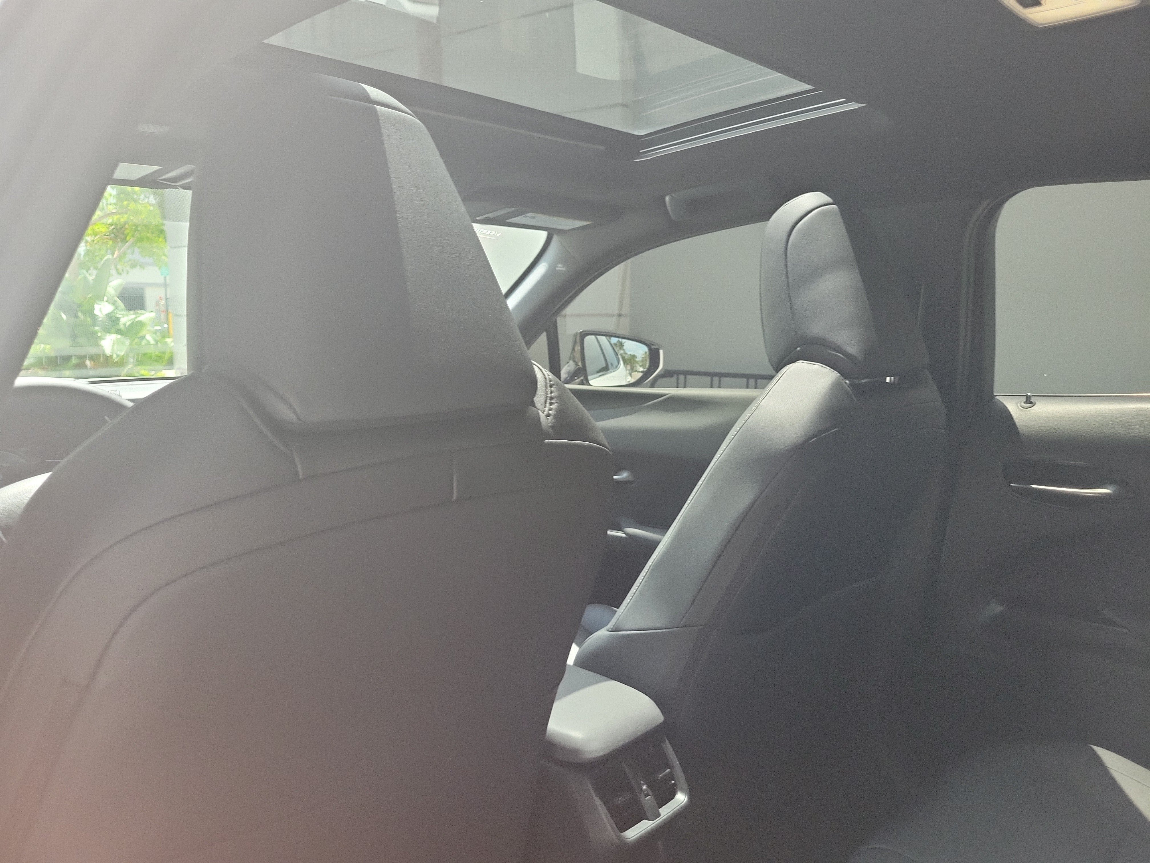 Used 2023 Lexus UX 250h FWD w/ Accessory Package (Z1) image 14