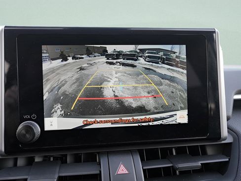 Used 2025 Toyota RAV4 LE AWD/4WD image 34