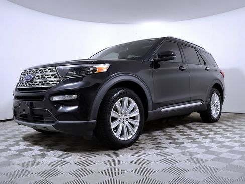 Used 2020 Ford Explorer Limited AWD/4WD image 2