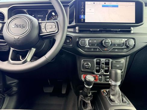 New 2026 Jeep Gladiator Sport AWD/4WD image 25