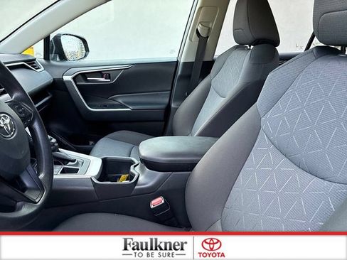 Certified 2025 Toyota RAV4 XLE AWD/4WD image 25
