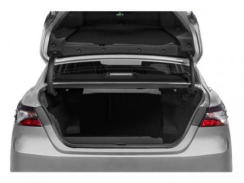 Used 2022 Toyota Camry LE image 11