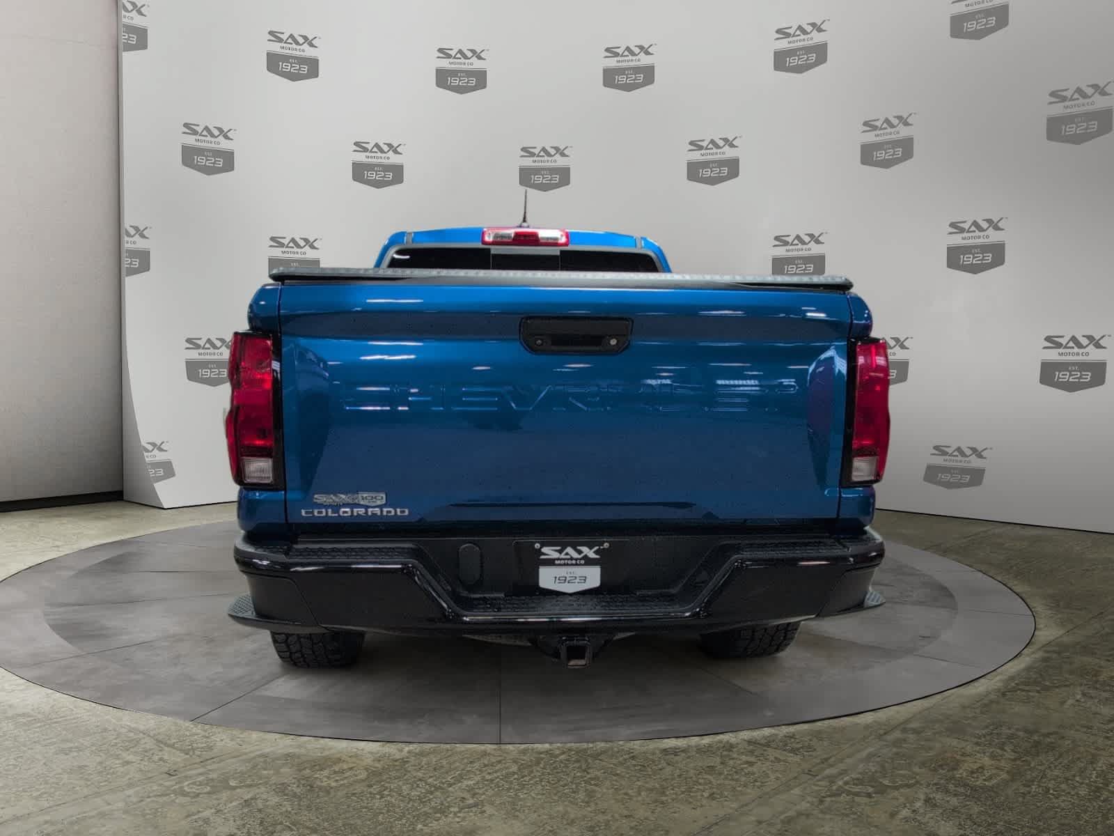 Used 2023 Chevrolet Colorado Trail Boss AWD/4WD image 4